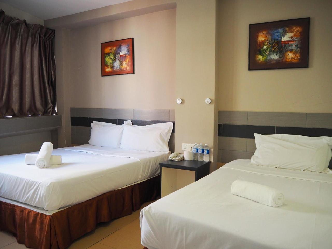 Hotel Leo Leisure @ Market 2*